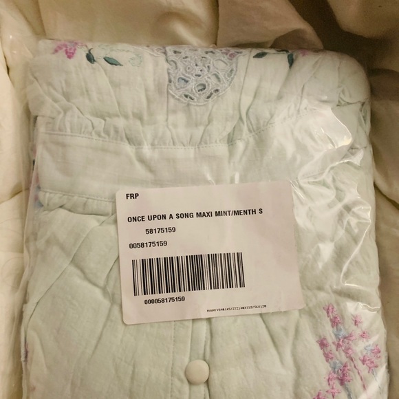 ONCE UPON A SONG - HALTER EMBROIDERED Mint S - Picture 10 of 12